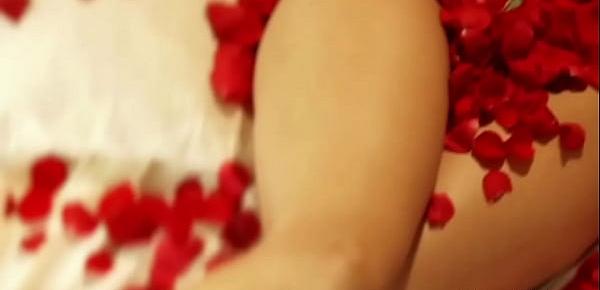  Bollywood Brunette Babe Loves The Spotlight Making Fun